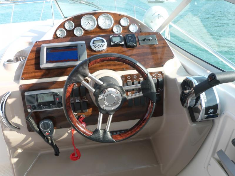Bayliner 310 - Ano 2014
